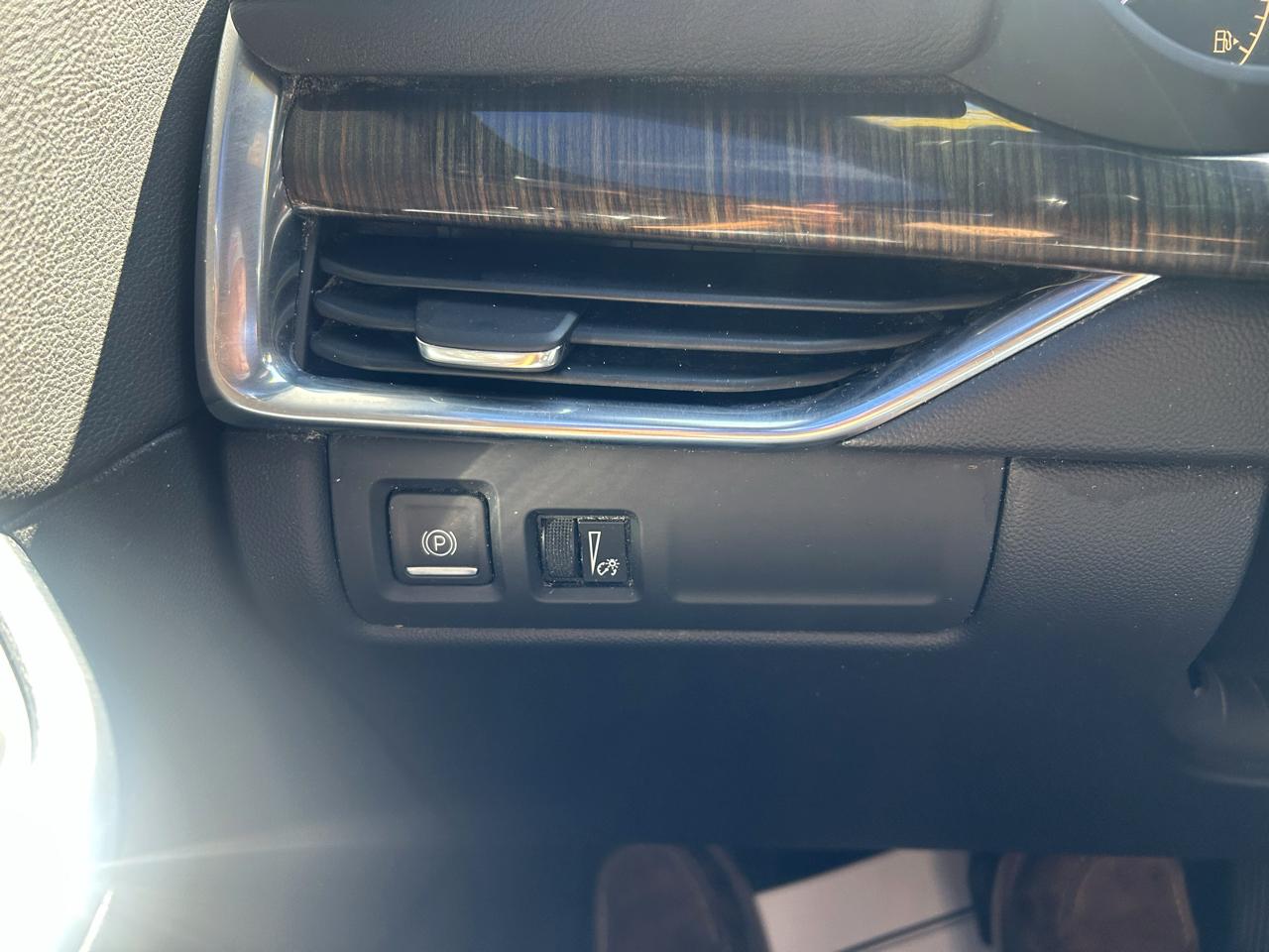 Cadillac XT4 AWD 4dr Premium Luxury 2021