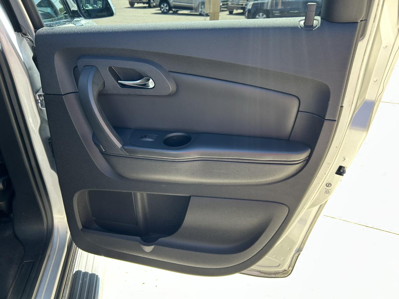 Chevrolet Traverse FWD 4dr LT w/1LT 2012