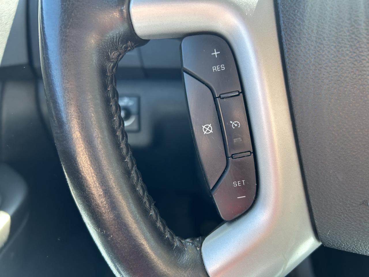 Chevrolet Traverse FWD 4dr LT w/1LT 2012