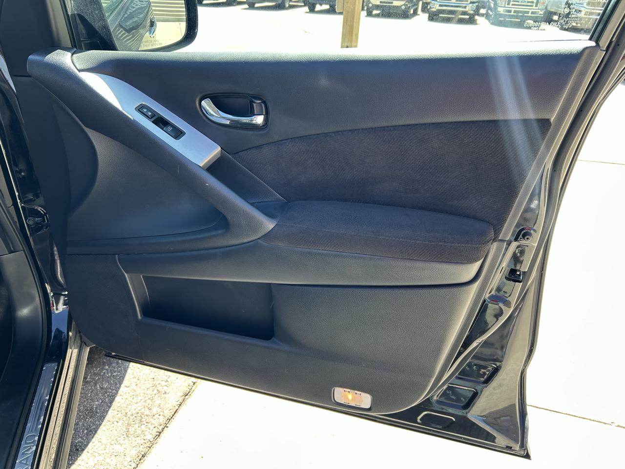 Nissan Murano AWD 4dr S 2011