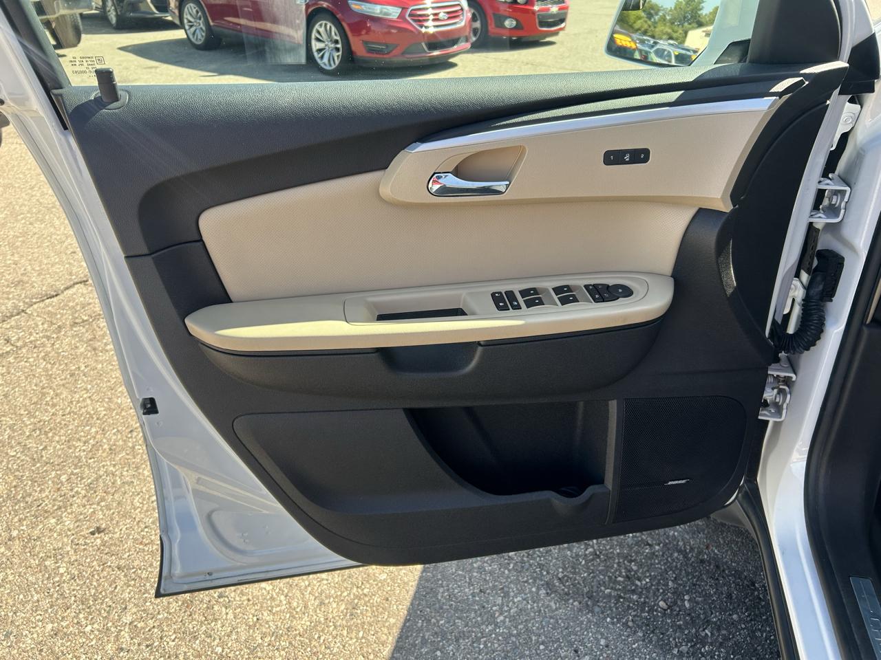 Chevrolet Traverse FWD 4dr LTZ 2009