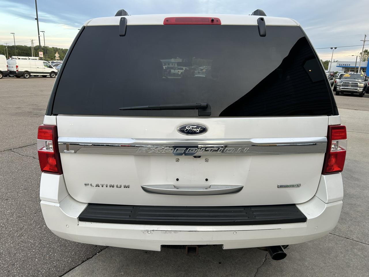 Ford Expedition 4WD 4dr Platinum 2015