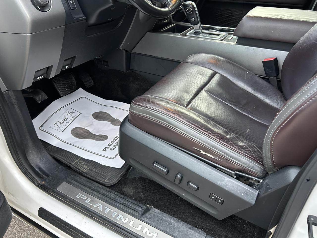 Ford Expedition 4WD 4dr Platinum 2015