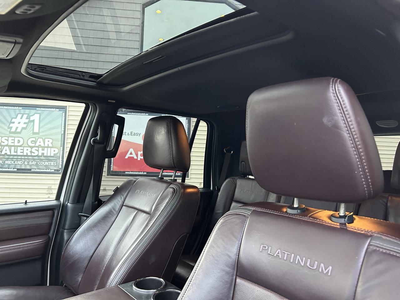 Ford Expedition 4WD 4dr Platinum 2015