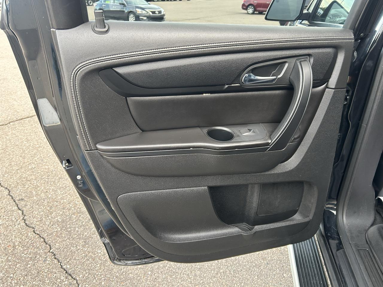 GMC Acadia AWD 4dr SLE w/SLE-2 2015