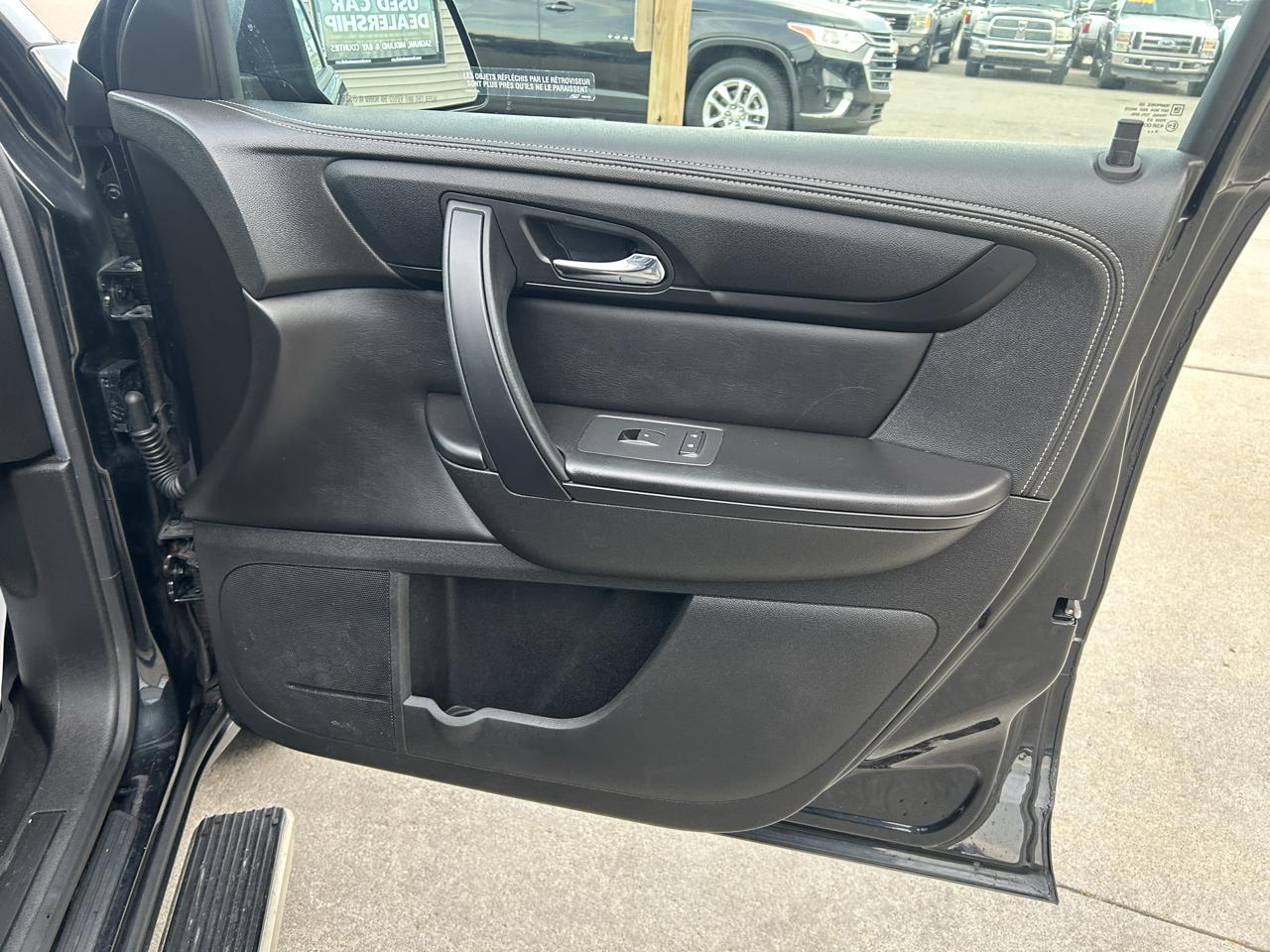 GMC Acadia AWD 4dr SLE w/SLE-2 2015