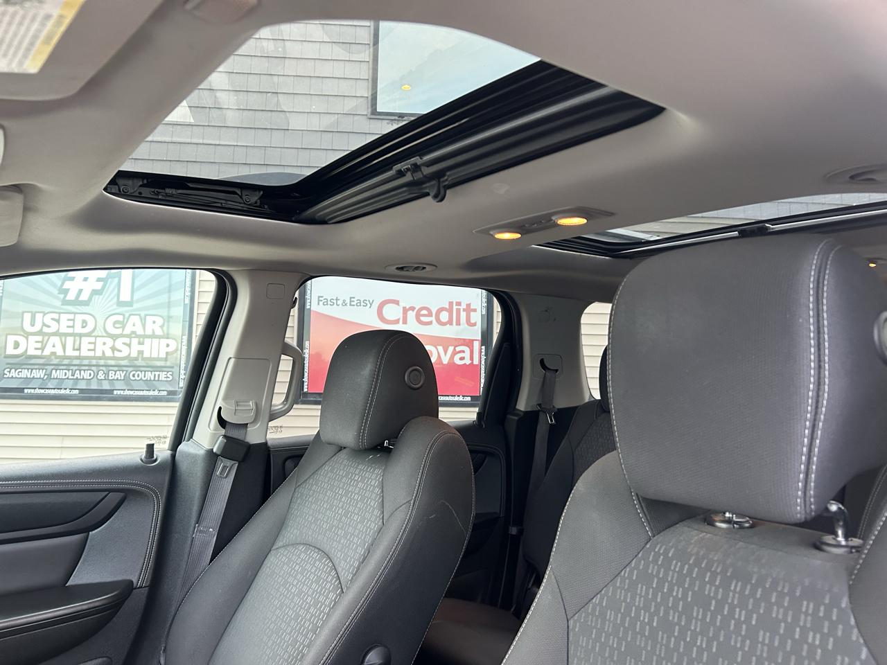 GMC Acadia AWD 4dr SLE w/SLE-2 2015