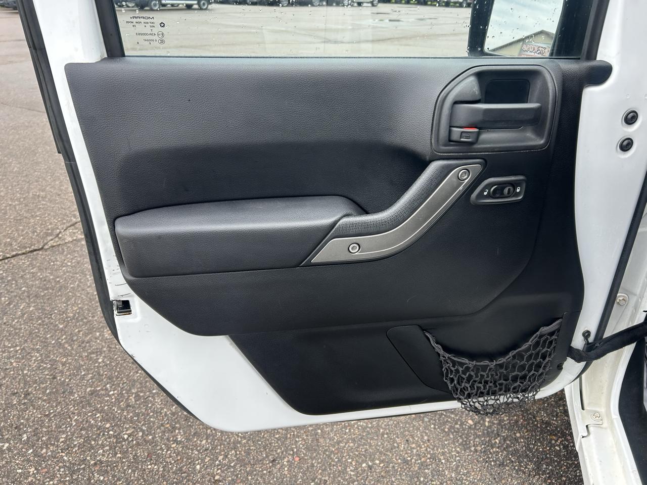 Jeep Wrangler Unlimited 4WD 4dr Sport 2015