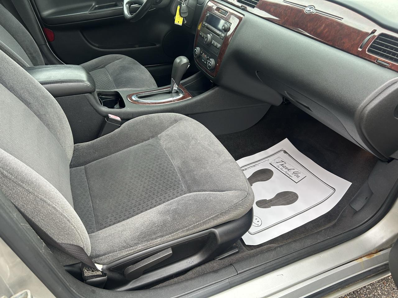 Chevrolet Impala 4dr Sdn 3.5L LT 2007