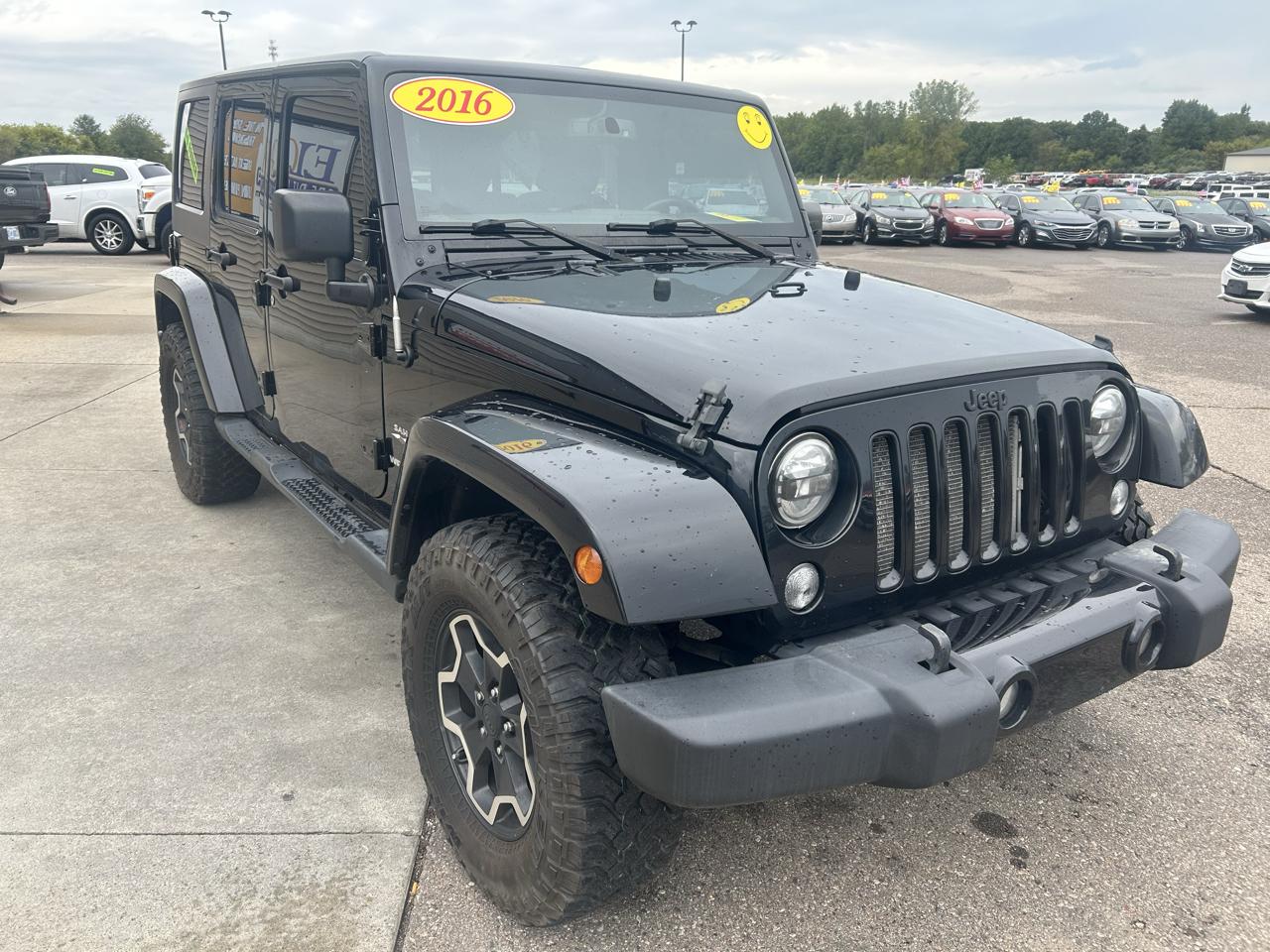 Jeep Wrangler Unlimited 4WD 4dr Sahara 2016