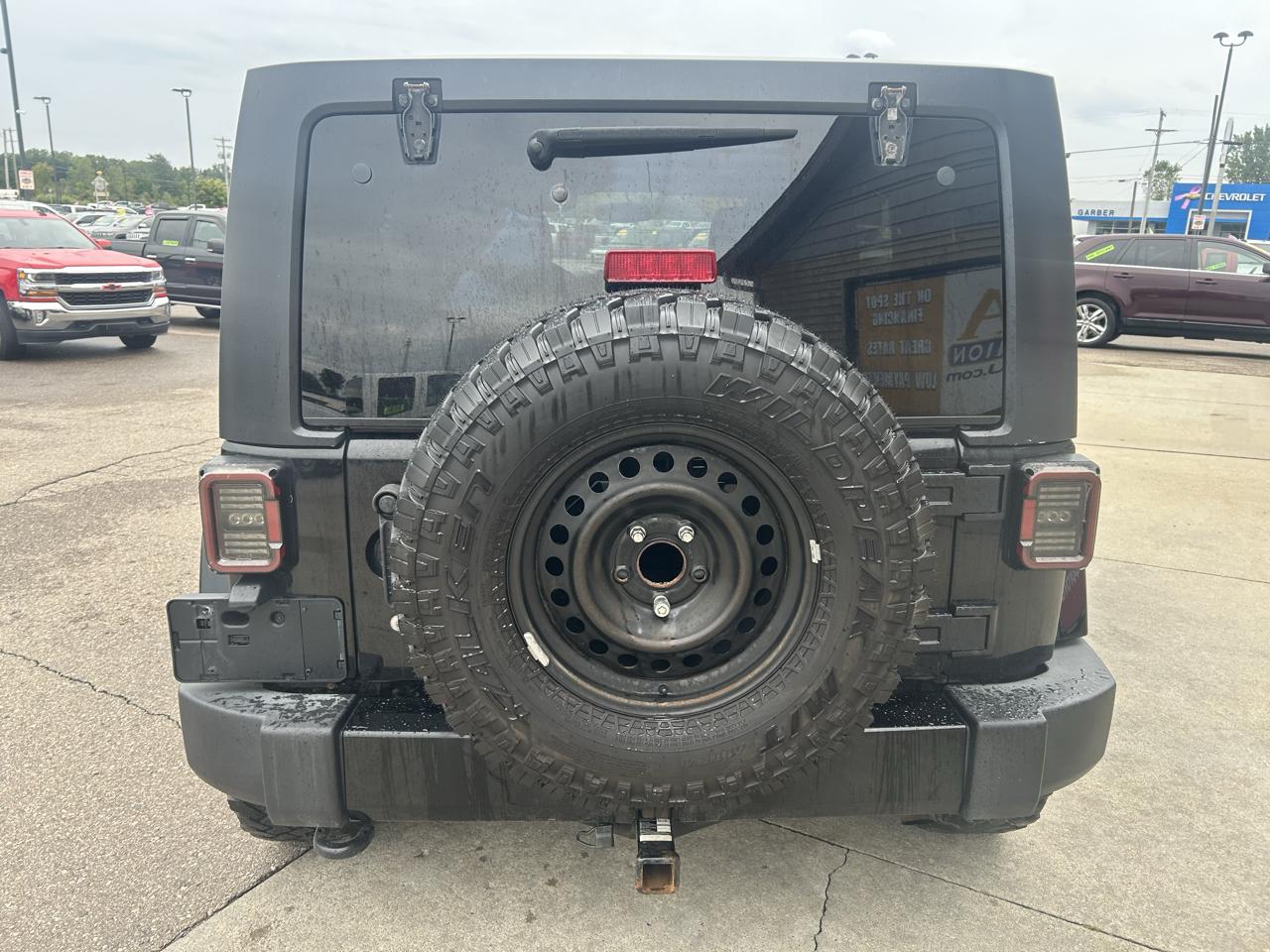 Jeep Wrangler Unlimited 4WD 4dr Sahara 2016