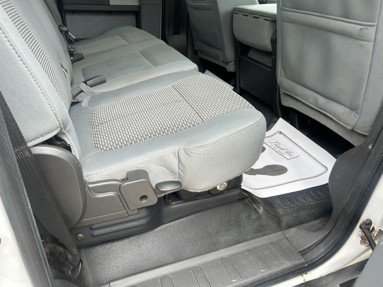 Ford Super Duty F-450 DRW 4WD Crew Cab 172" XLT 2014