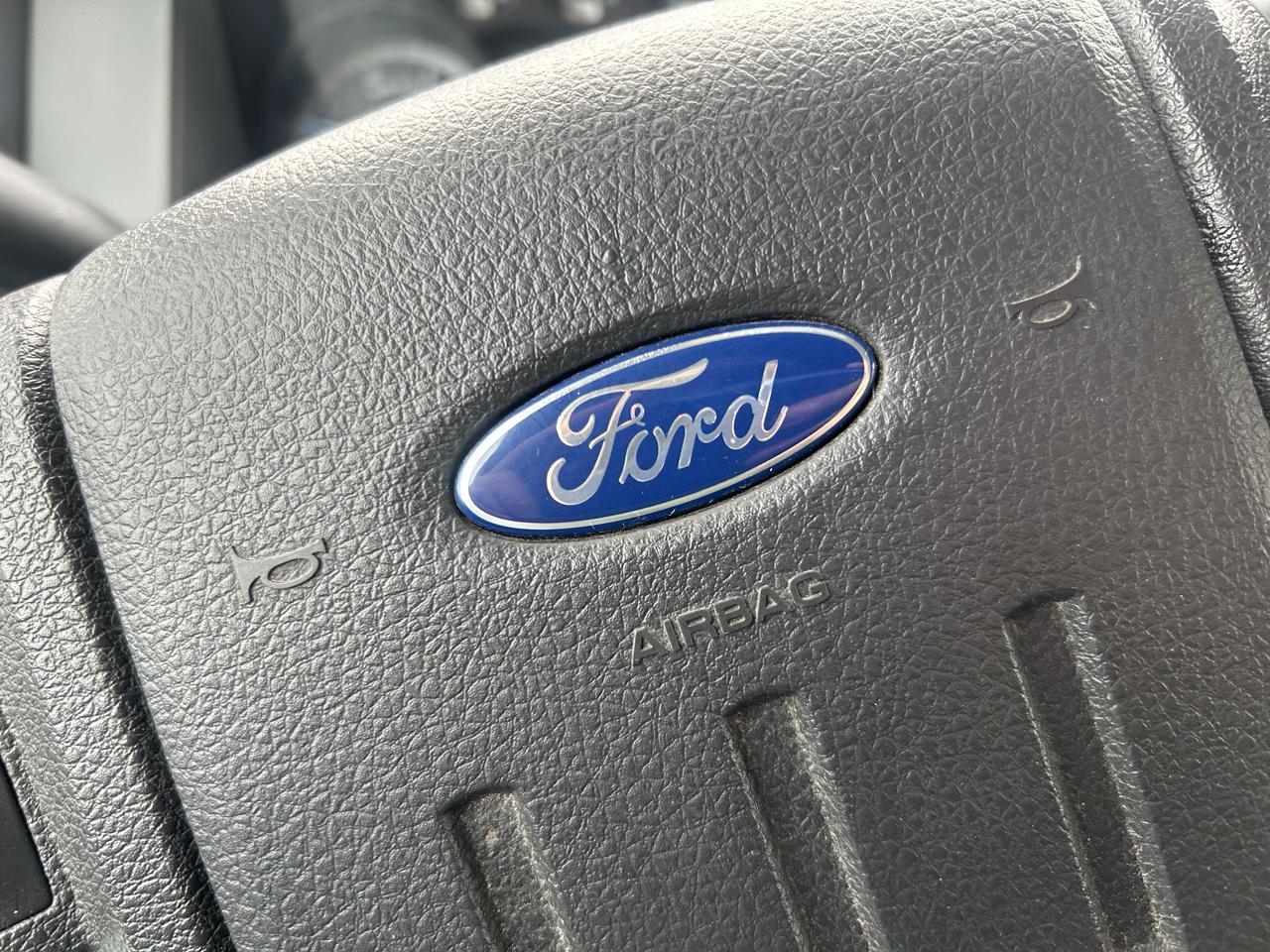 Ford Super Duty F-450 DRW 4WD Crew Cab 172" XLT 2014