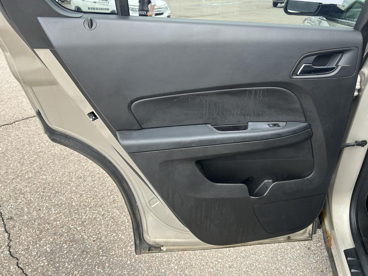 Chevrolet Equinox AWD 4dr LT w/2LT 2011