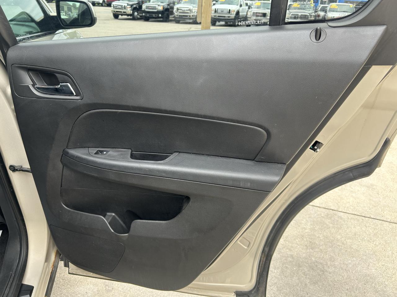 Chevrolet Equinox AWD 4dr LT w/2LT 2011