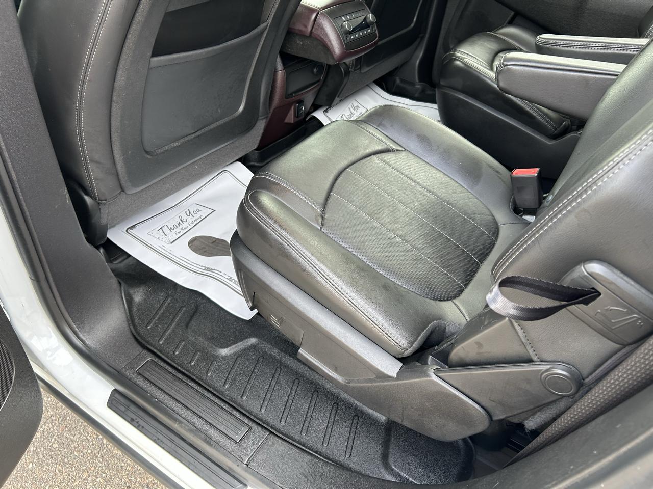 Buick Enclave AWD 4dr Leather 2017
