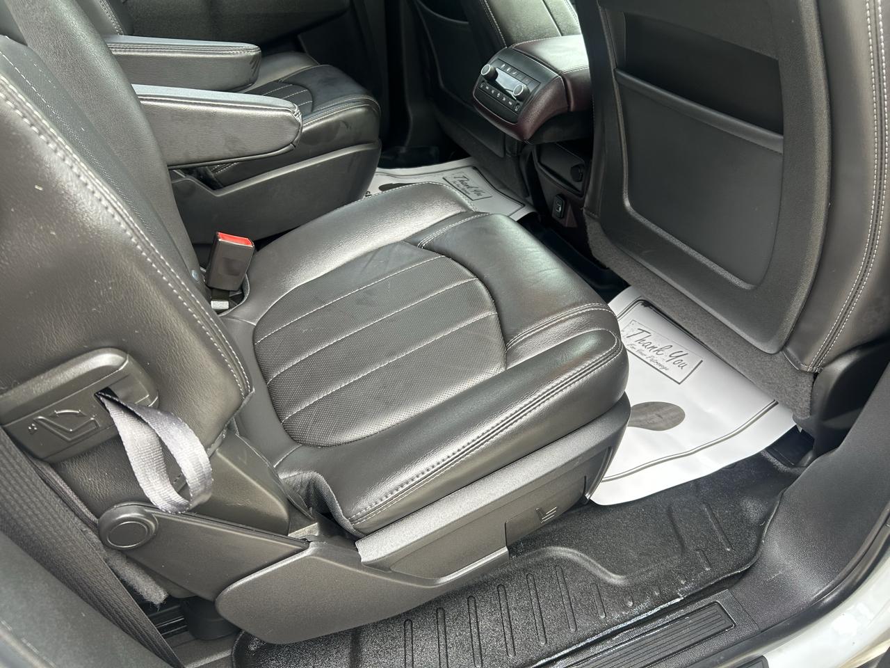 Buick Enclave AWD 4dr Leather 2017