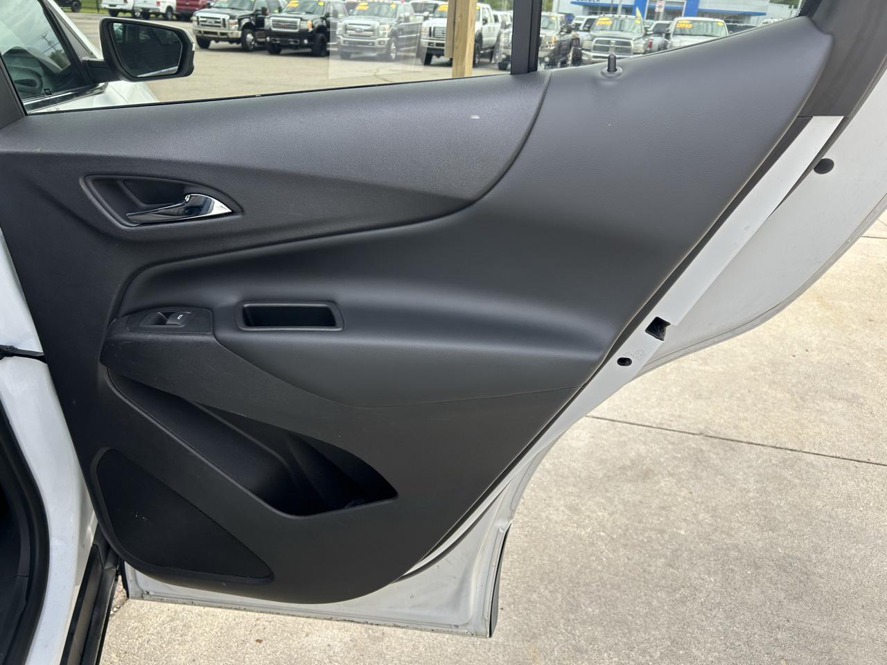 Chevrolet Equinox FWD 4dr LT w/1LT 2018