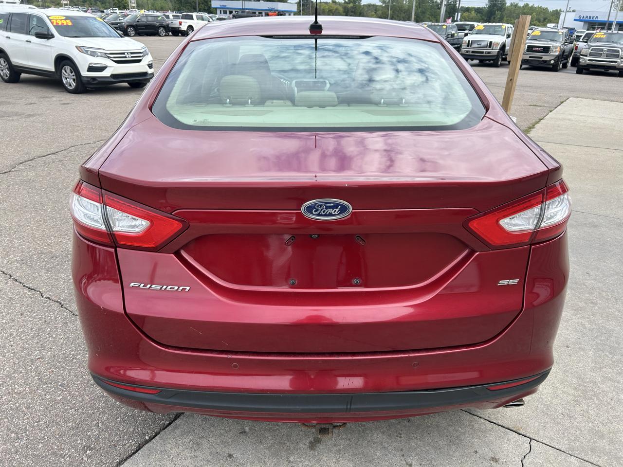 Ford Fusion 4dr Sdn SE FWD 2016