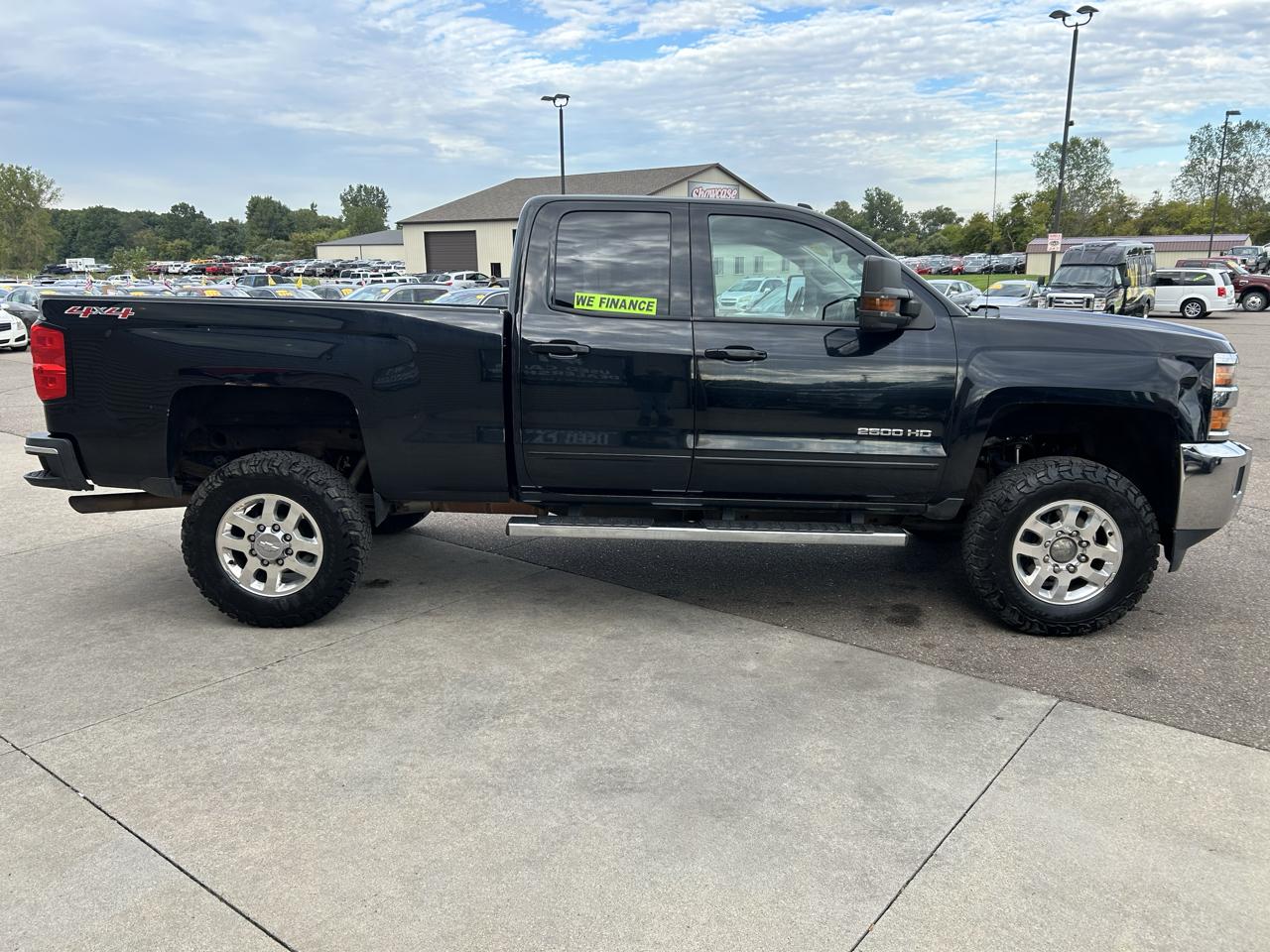 Chevrolet Silverado 2500HD Built After Aug 14 4WD Double Cab 144.2" LT 2015