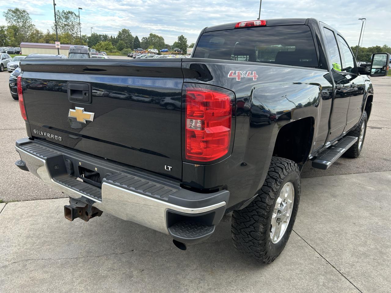 Chevrolet Silverado 2500HD Built After Aug 14 4WD Double Cab 144.2" LT 2015