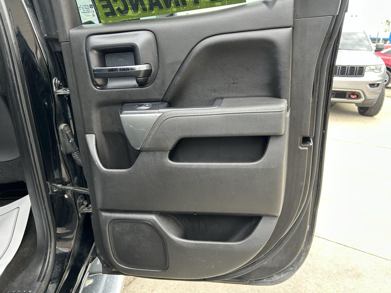 Chevrolet Silverado 2500HD Built After Aug 14 4WD Double Cab 144.2" LT 2015