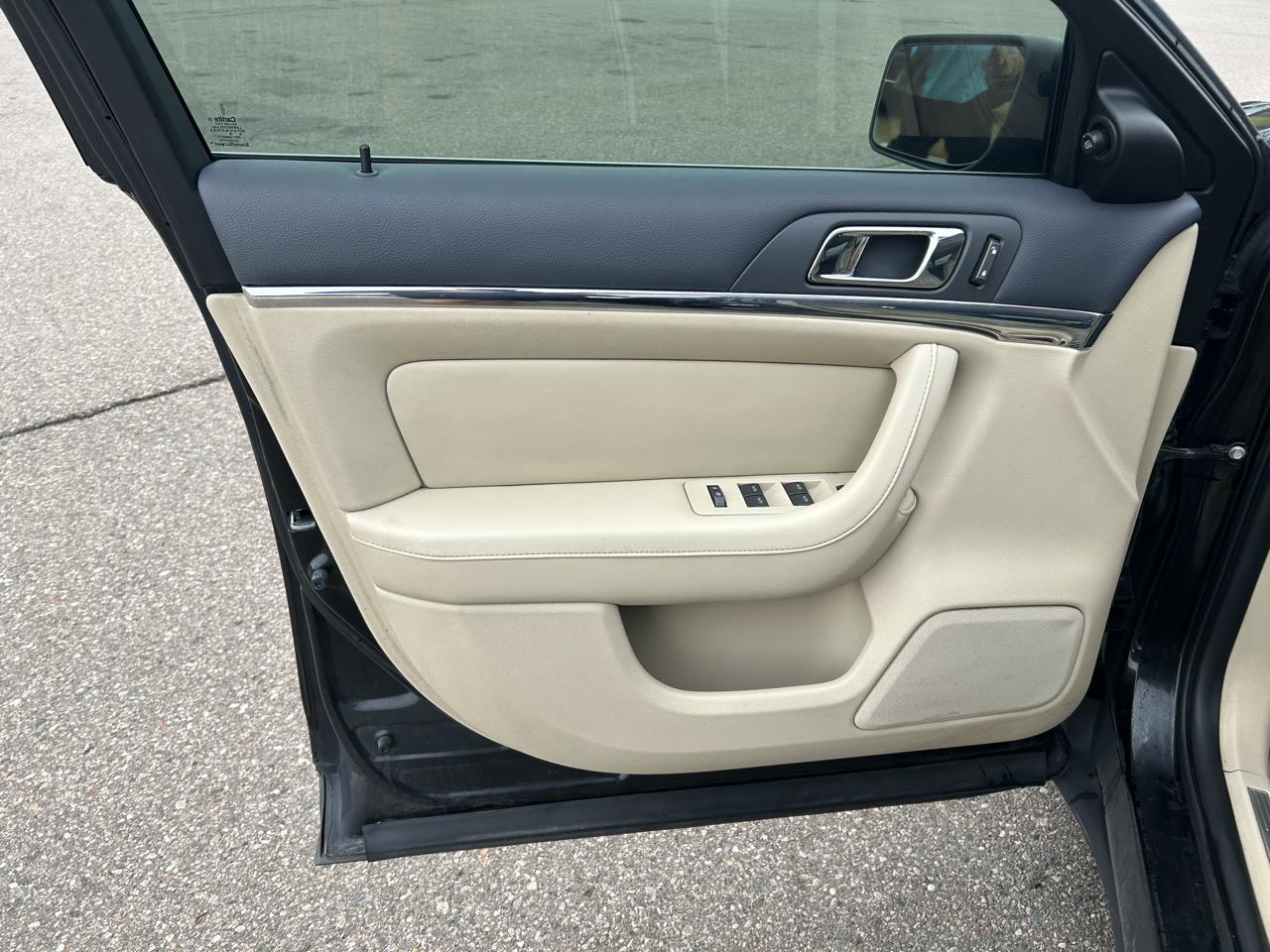 Lincoln MKS 4dr Sdn AWD 2009