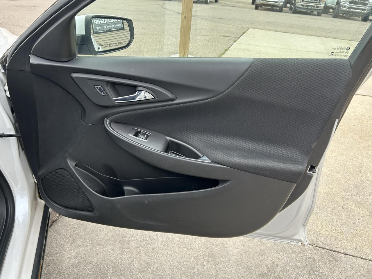 Chevrolet Malibu 4dr Sdn LT w/1LT 2016