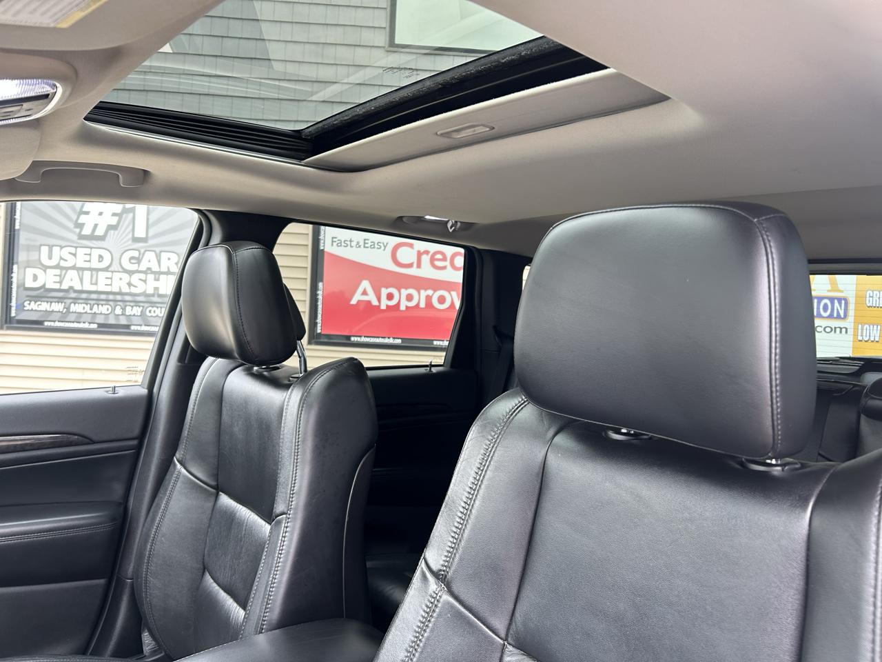 Jeep Grand Cherokee 4WD 4dr Laredo 2011