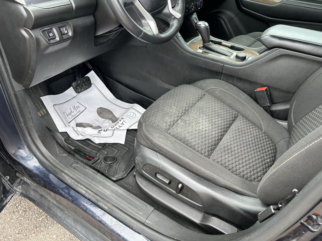 GMC Acadia FWD 4dr SLE w/SLE-2 2017