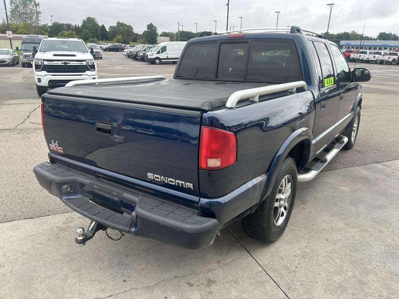 GMC Sonoma Crew Cab 123" WB 4WD SLS 2004