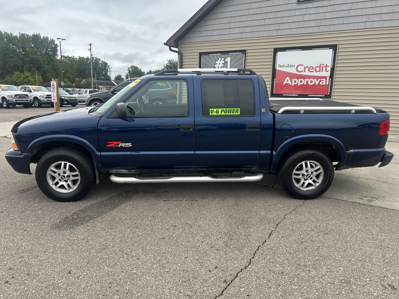 GMC Sonoma Crew Cab 123" WB 4WD SLS 2004
