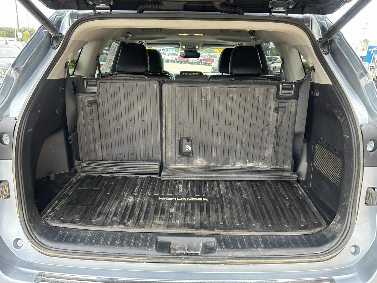 Toyota Highlander XLE AWD (Natl) 2022