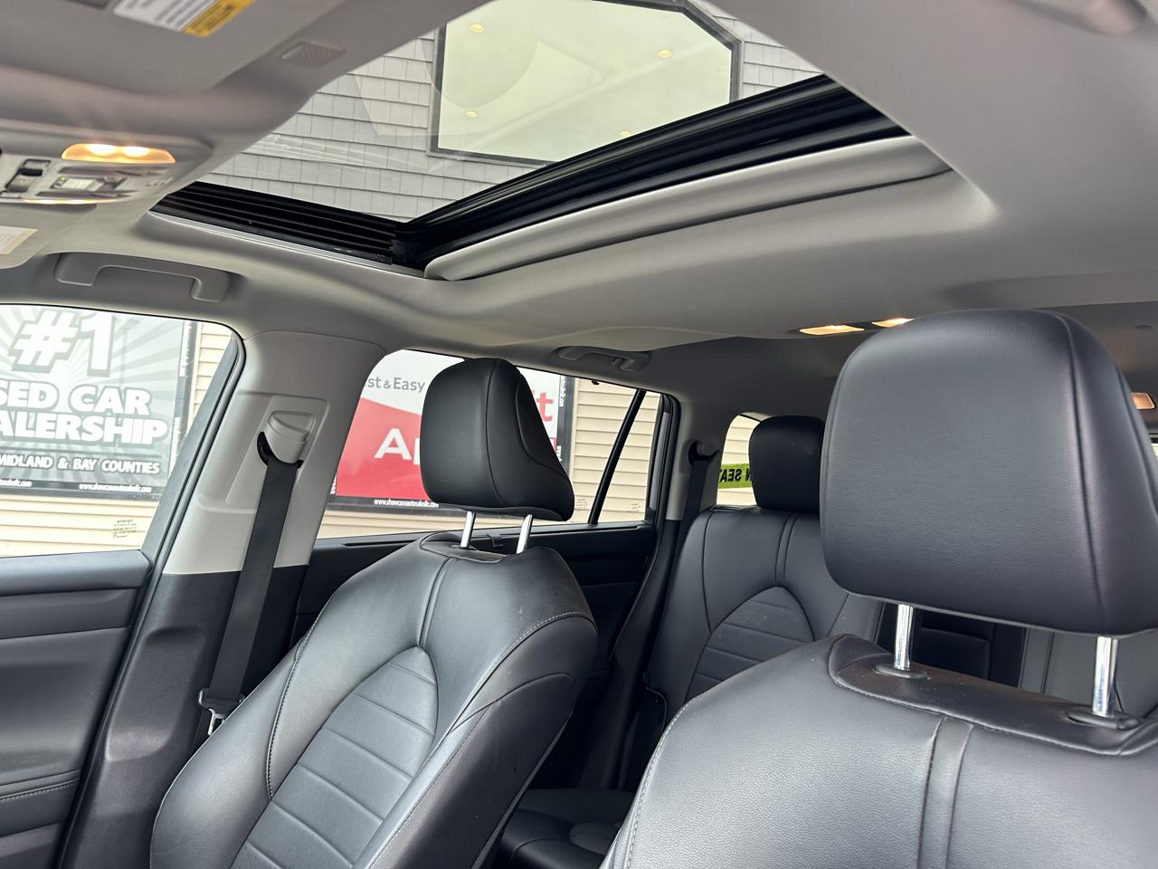 Toyota Highlander XLE AWD (Natl) 2022