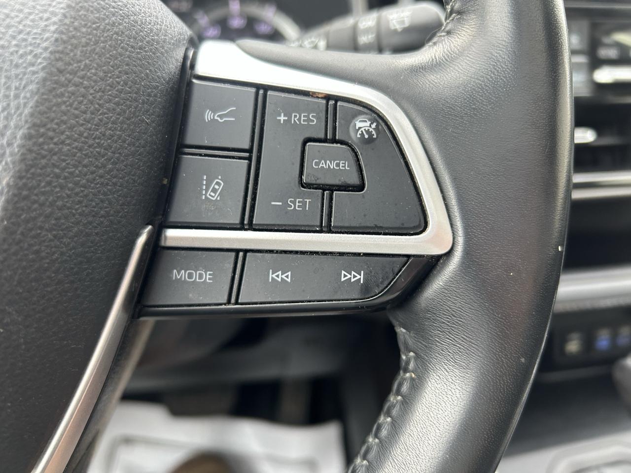 Toyota Highlander XLE AWD (Natl) 2022