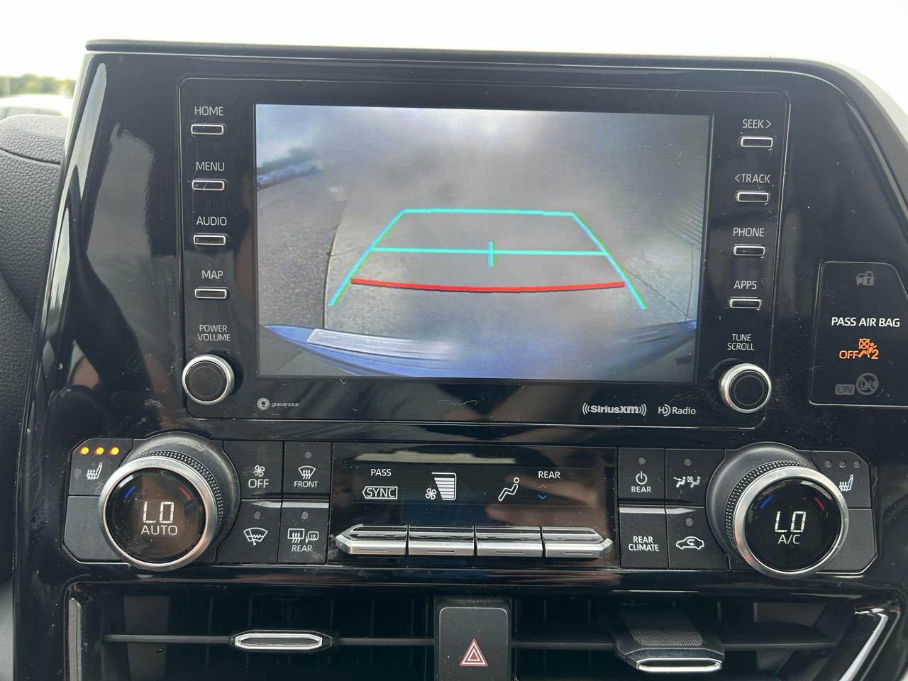 Toyota Highlander XLE AWD (Natl) 2022