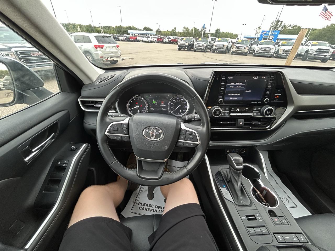 Toyota Highlander XLE AWD (Natl) 2022