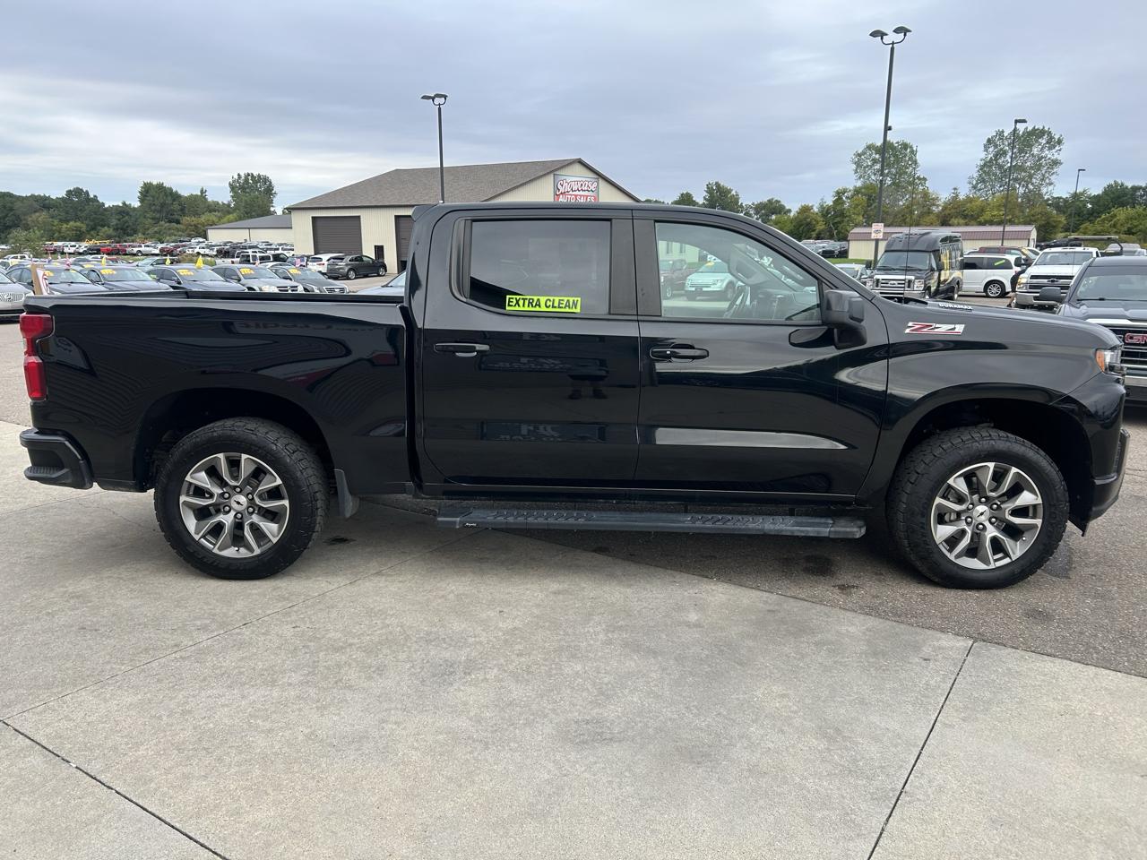 Chevrolet Silverado 1500 4WD Crew Cab 147" RST 2020