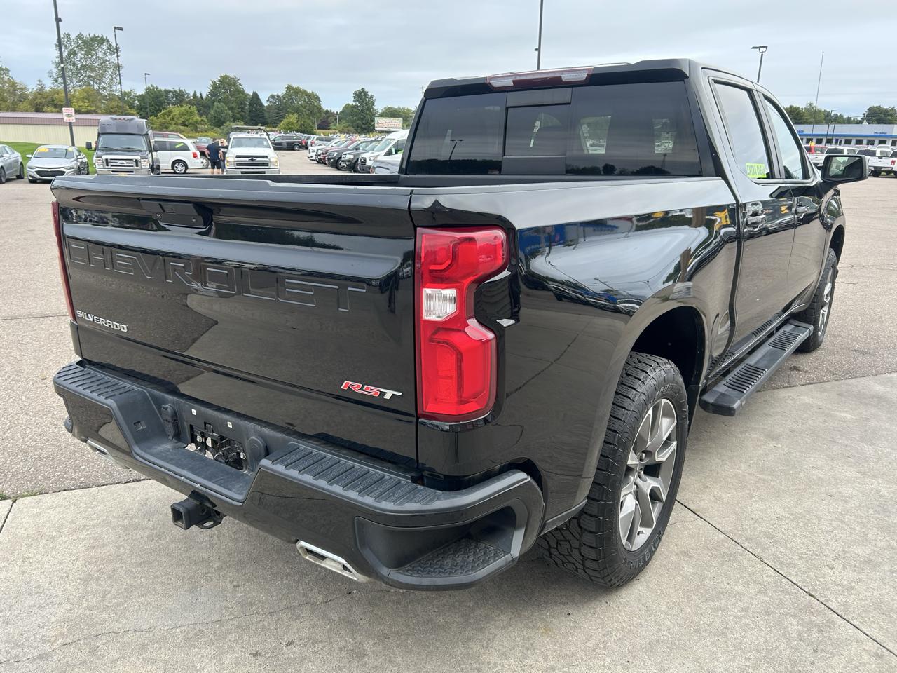 Chevrolet Silverado 1500 4WD Crew Cab 147" RST 2020