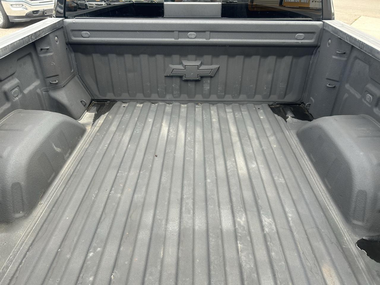 Chevrolet Silverado 1500 4WD Crew Cab 147" RST 2020
