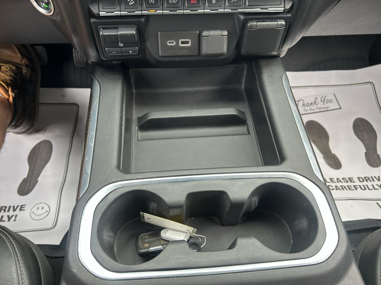 Chevrolet Silverado 1500 4WD Crew Cab 147" RST 2020