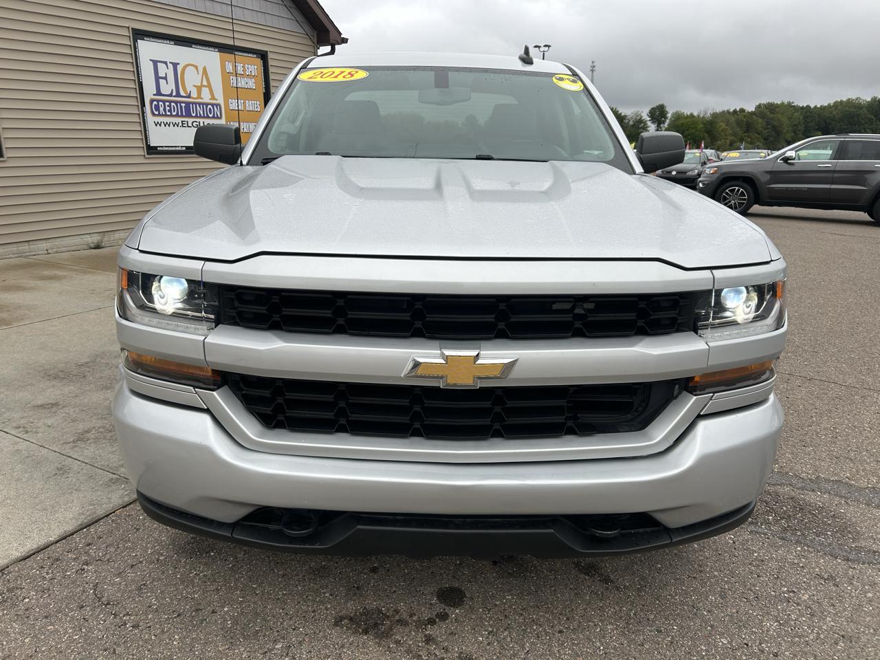 Chevrolet Silverado 1500 4WD Crew Cab 143.5" Custom 2018