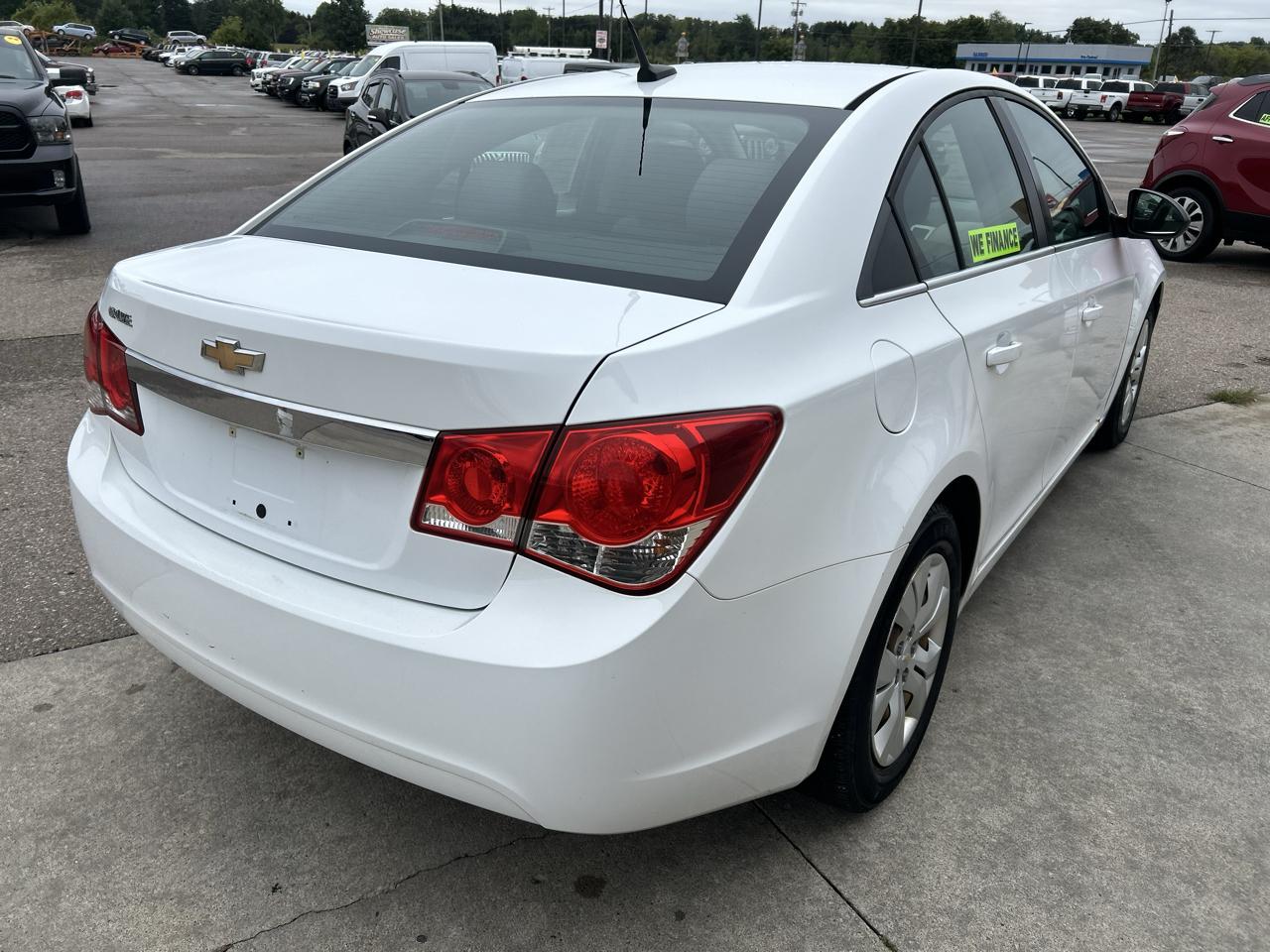 Chevrolet Cruze 4dr Sdn LS 2012