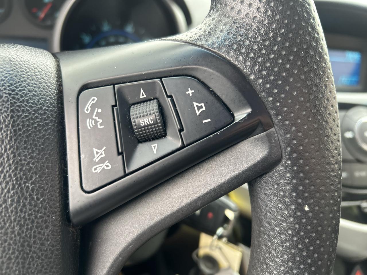 Chevrolet Cruze 4dr Sdn LS 2012
