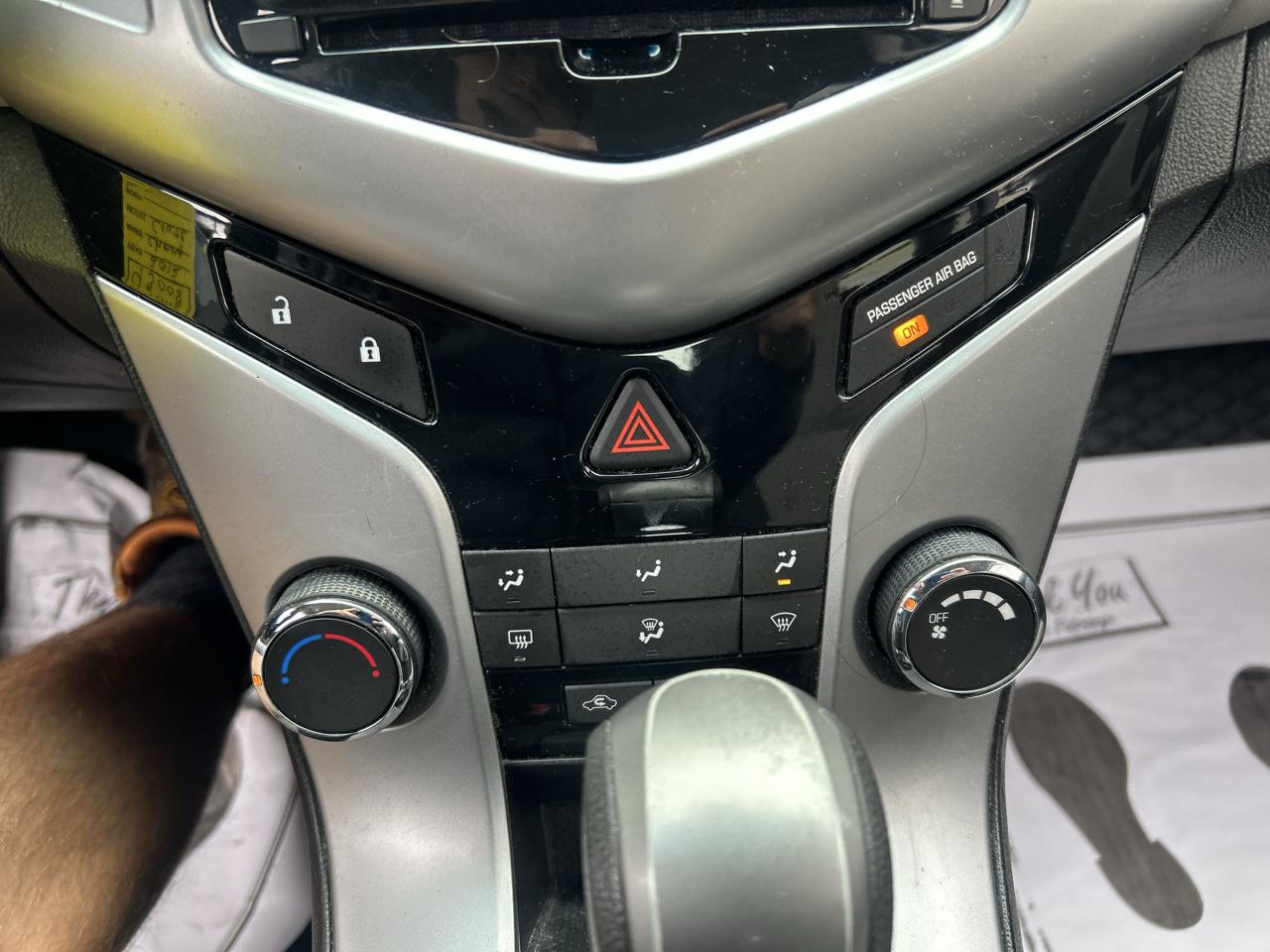 Chevrolet Cruze 4dr Sdn LS 2012