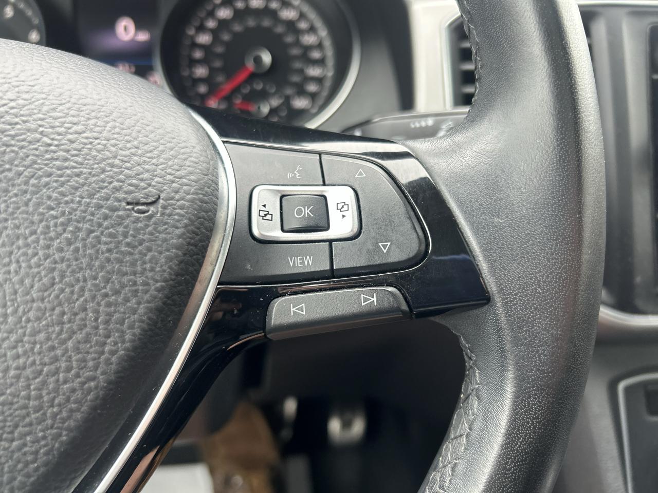 Volkswagen Atlas 3.6L V6 SE w/Technology R-Line 4MOTION 2019