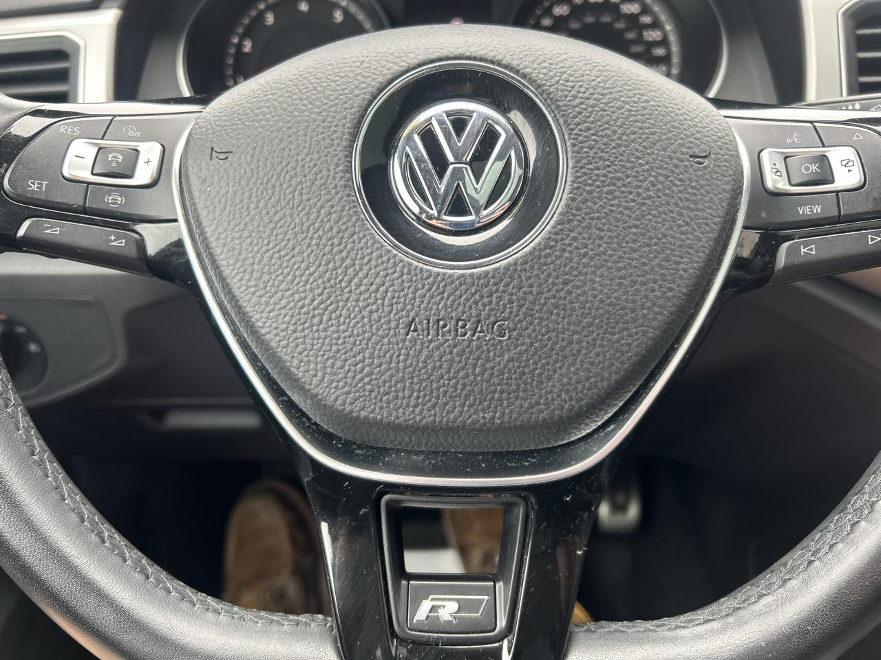 Volkswagen Atlas 3.6L V6 SE w/Technology R-Line 4MOTION 2019