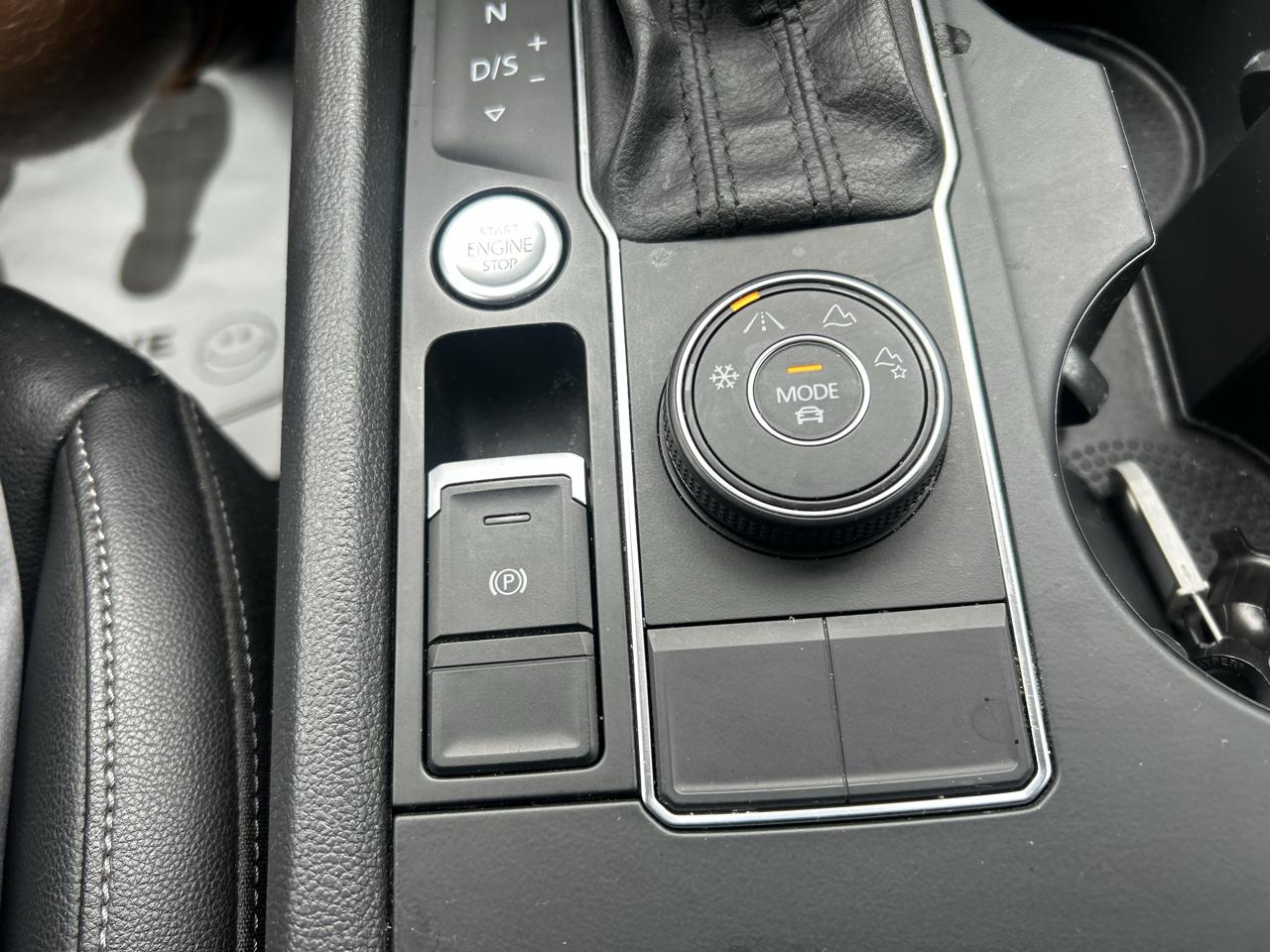 Volkswagen Atlas 3.6L V6 SE w/Technology R-Line 4MOTION 2019