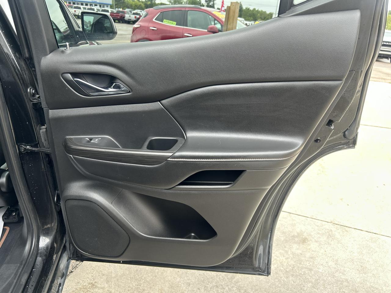 GMC Acadia AWD 4dr SLE w/SLE-2 2019