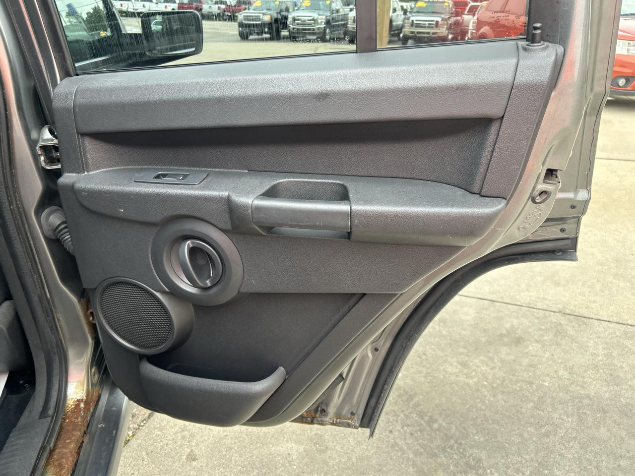 Jeep Commander 4WD 4dr Sport 2008